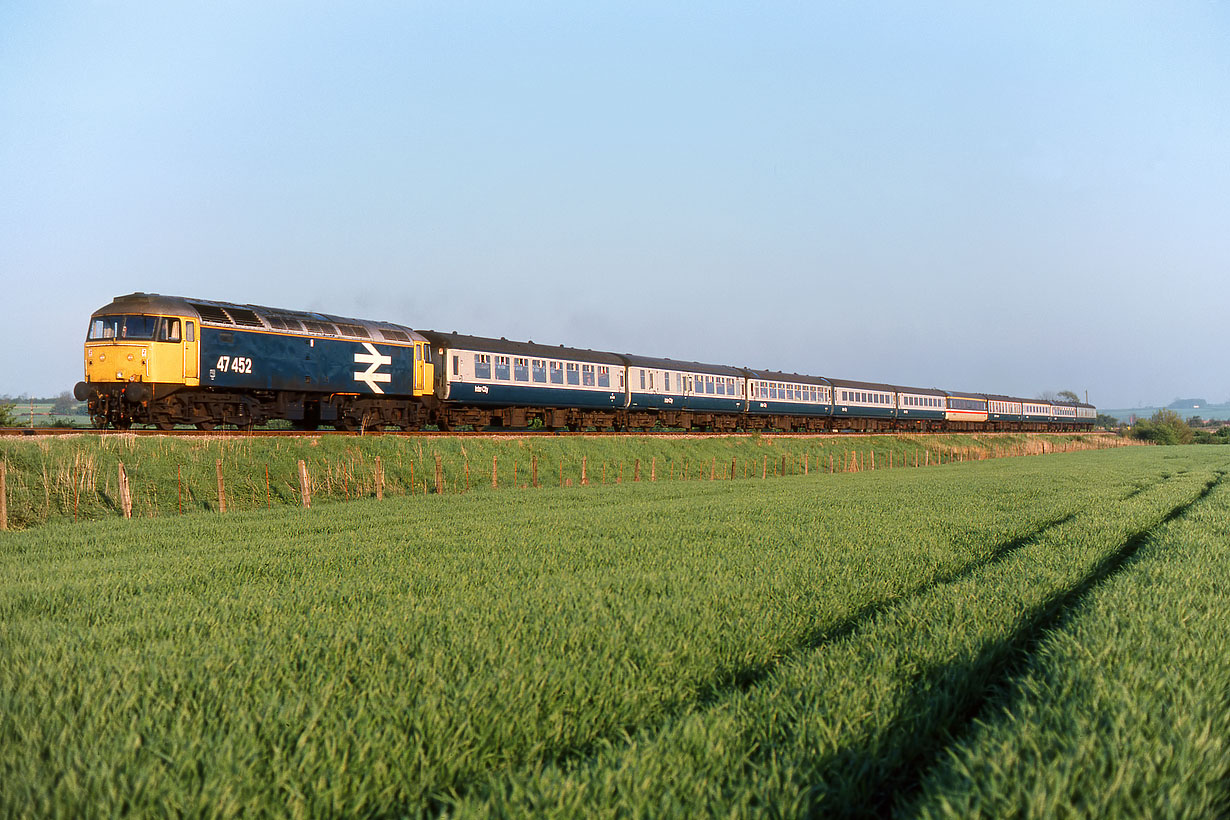 47452 Lyneham 7 May 1987