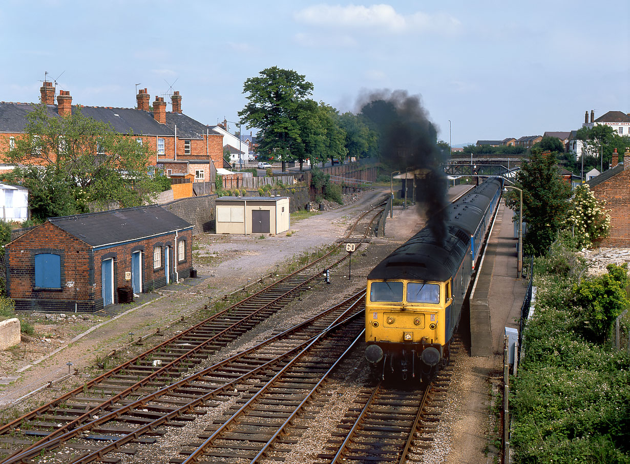 47524 Evesham 11 June 1989