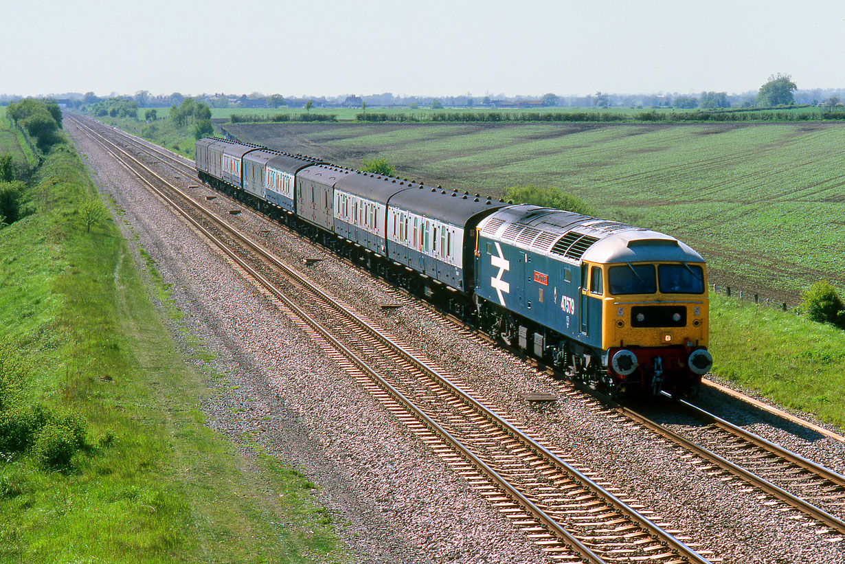 47579 Denchworth (Circourt Bridge) 8 May 1987