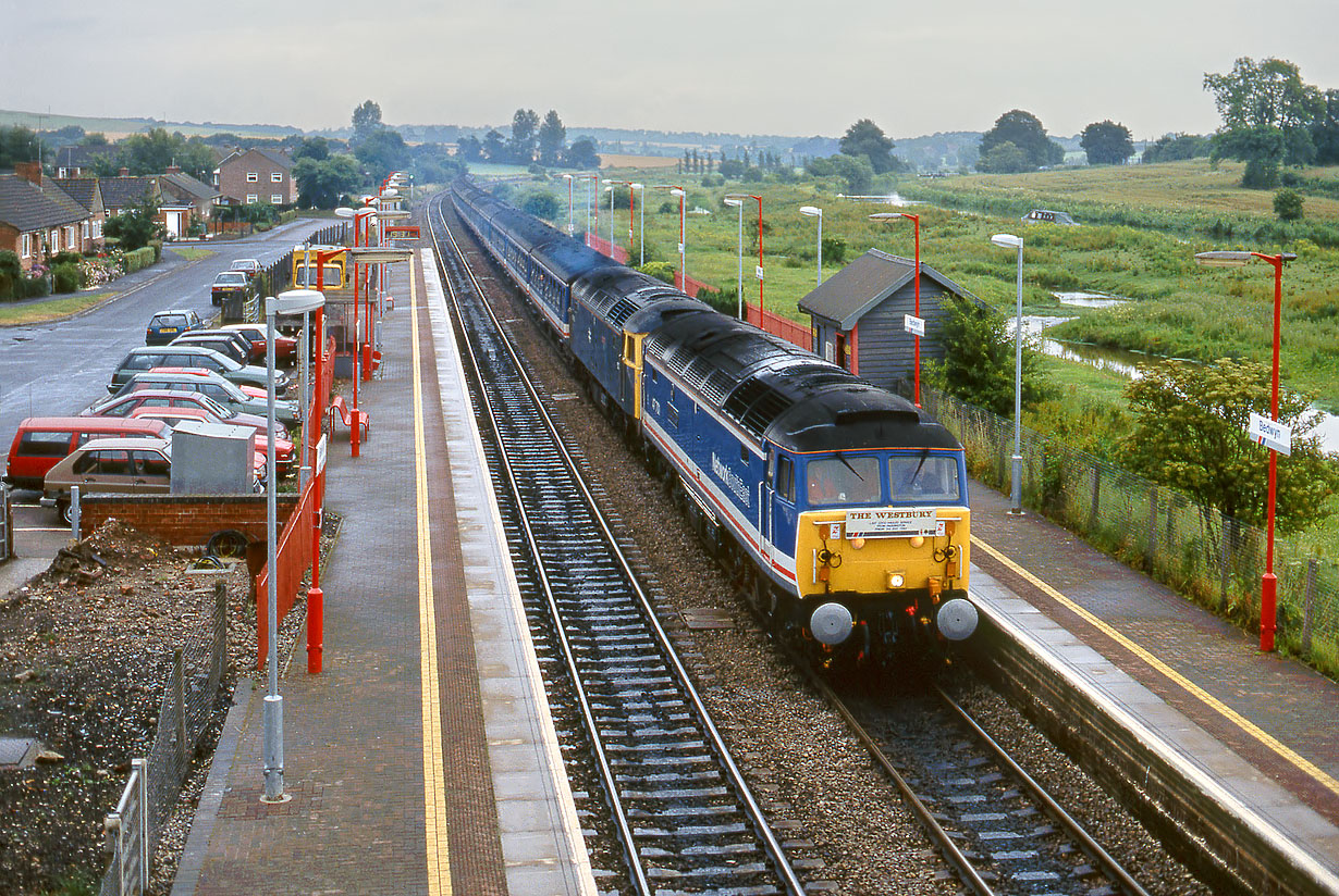 47701 & 47423 Great Bedwyn 3 July 1992