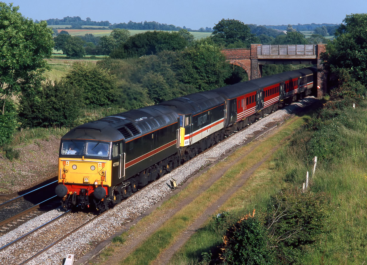 47709 & 47847 Overthorpe 16 June 1999