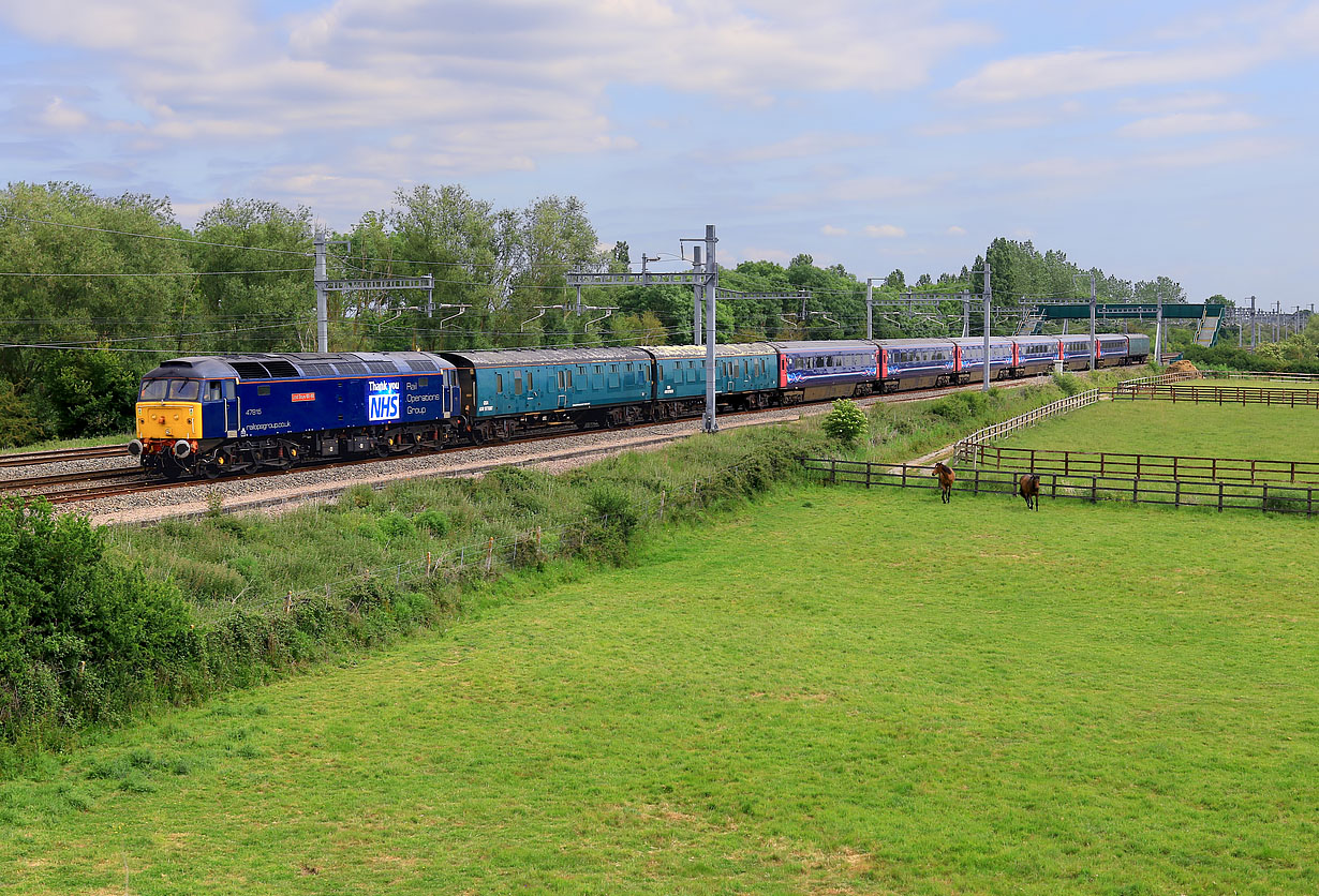 47815 Denchworth (Circourt Bridge) 27 May 2020