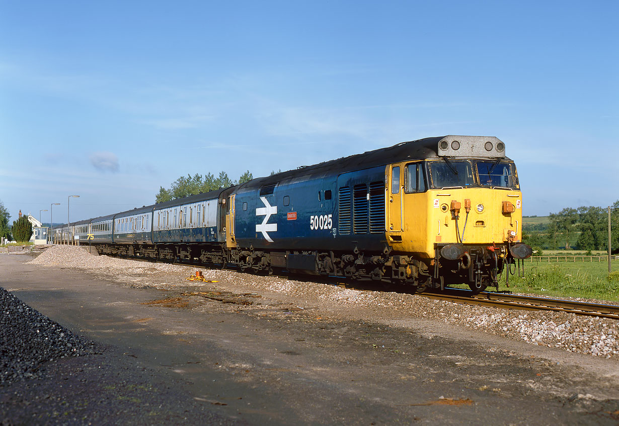 50025 Ascott-under-Wychwood 18 June 1986