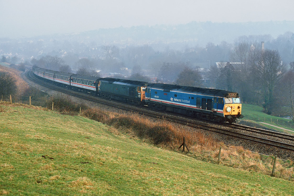 50030 & D400 Thruppl 25 January 1992