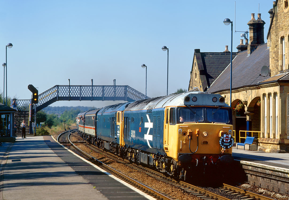 50031 & D444 Mexborough 4 September 1999