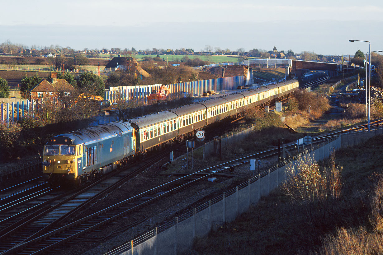 50031 Sevington 1 December 2001