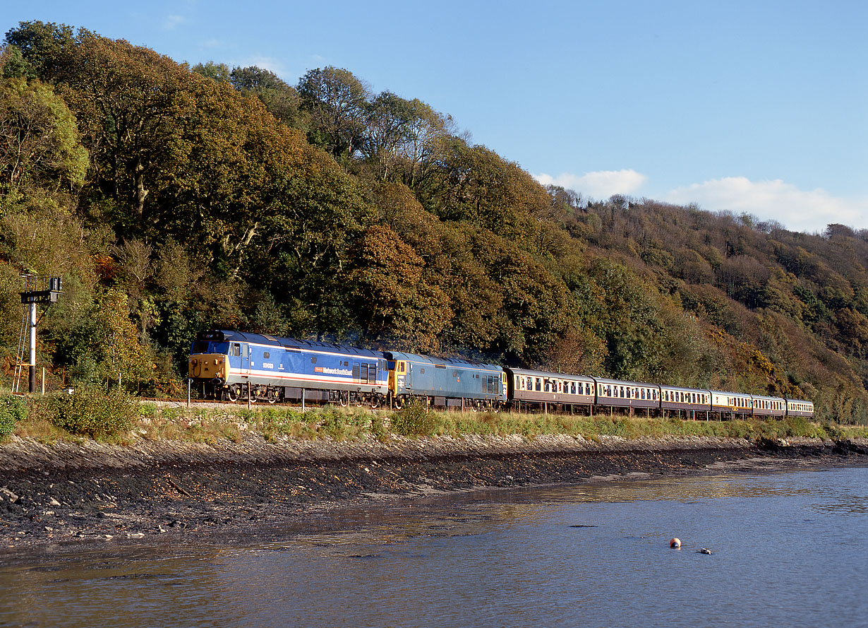 50033 & D400 Britannia Crossing 16 October 1993