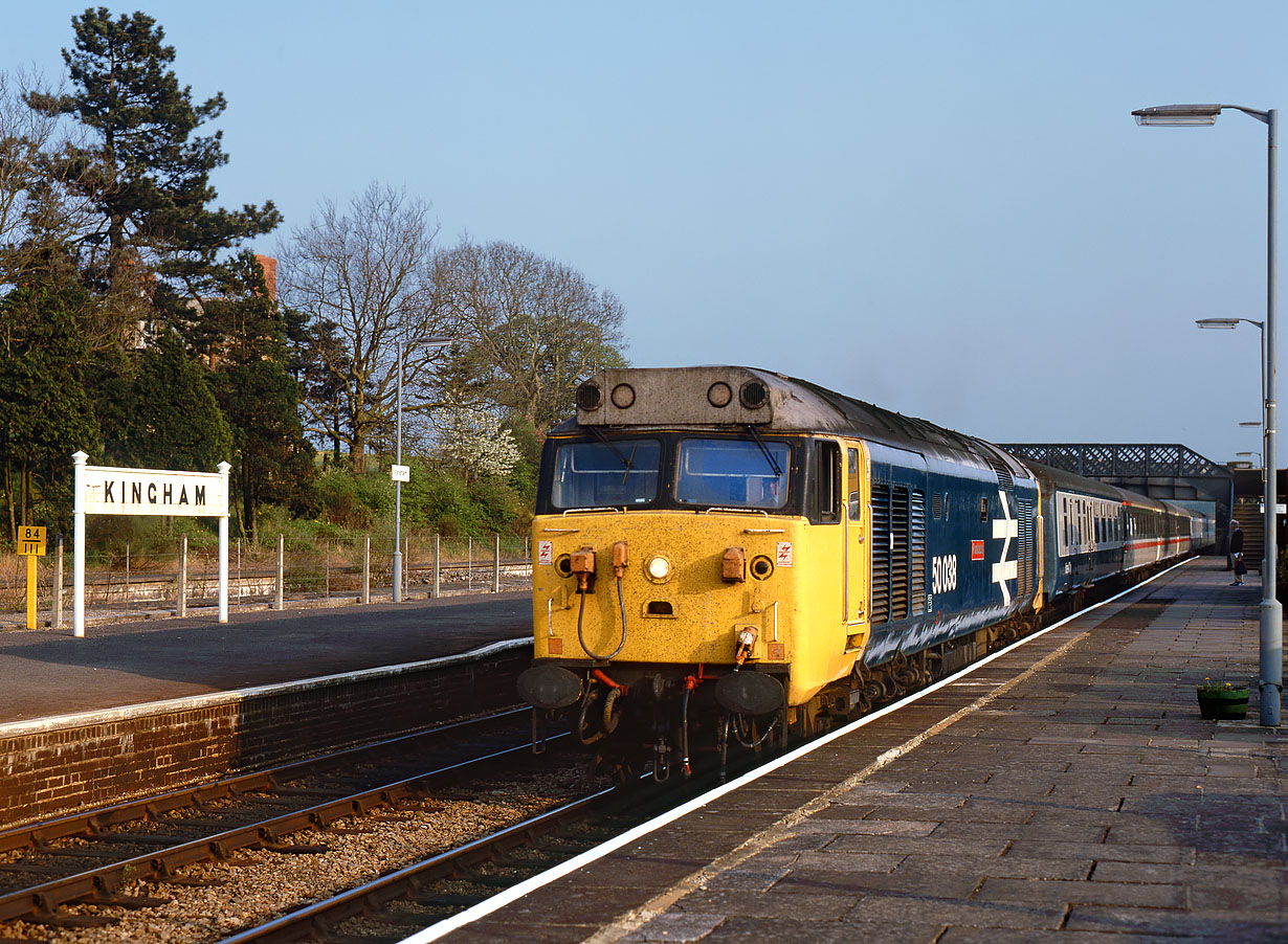 50038 Kingham 28 April 1987