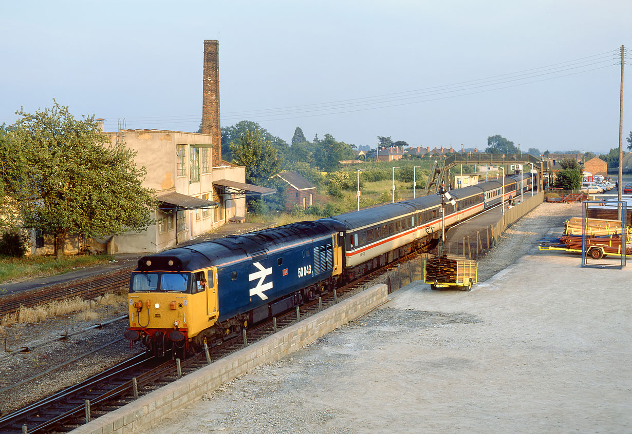 50043 Moreton-in-Marsh 2 July 1986