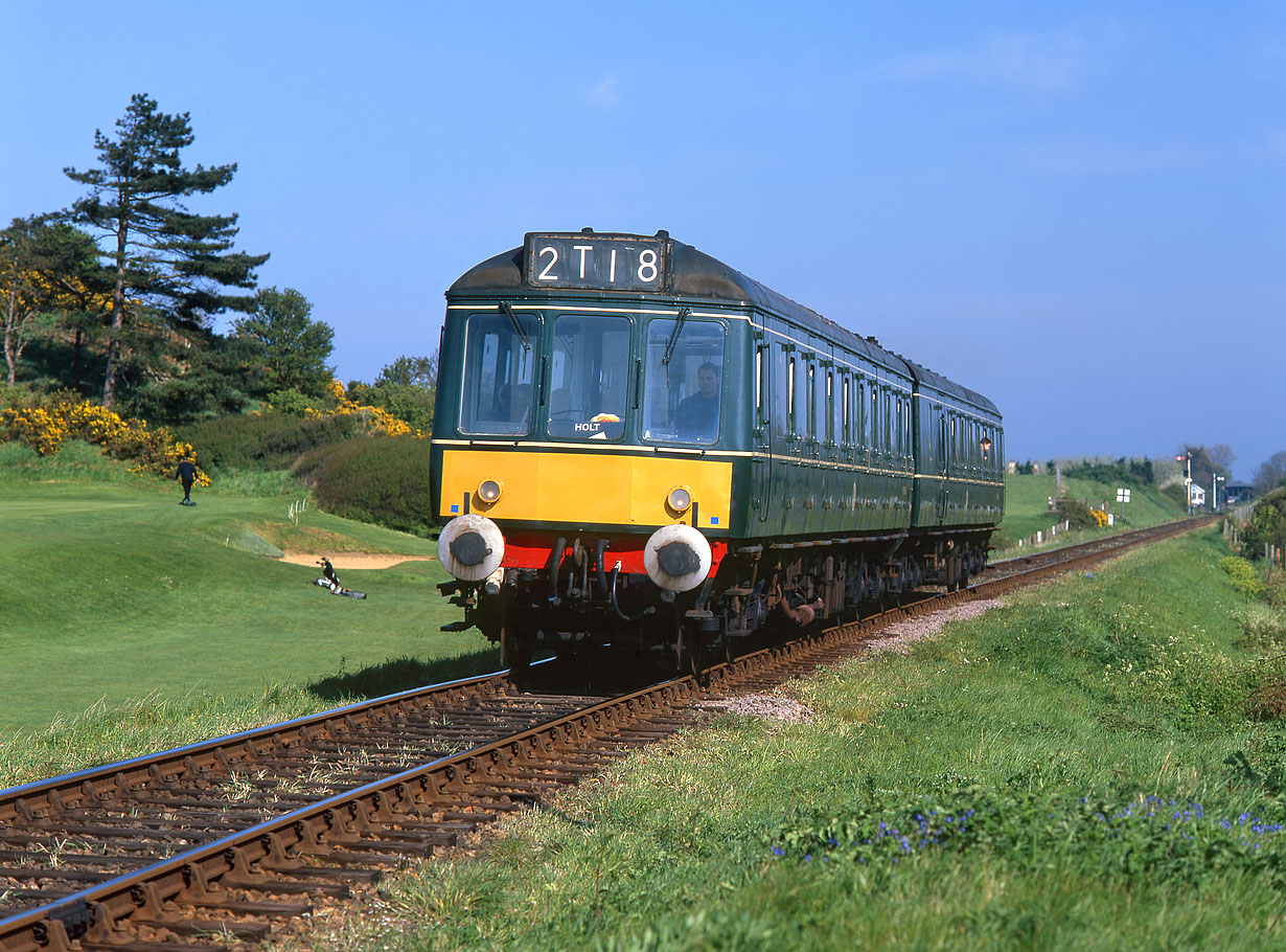 51388 & 51346 Sheringham Golf Course 2 May 1998