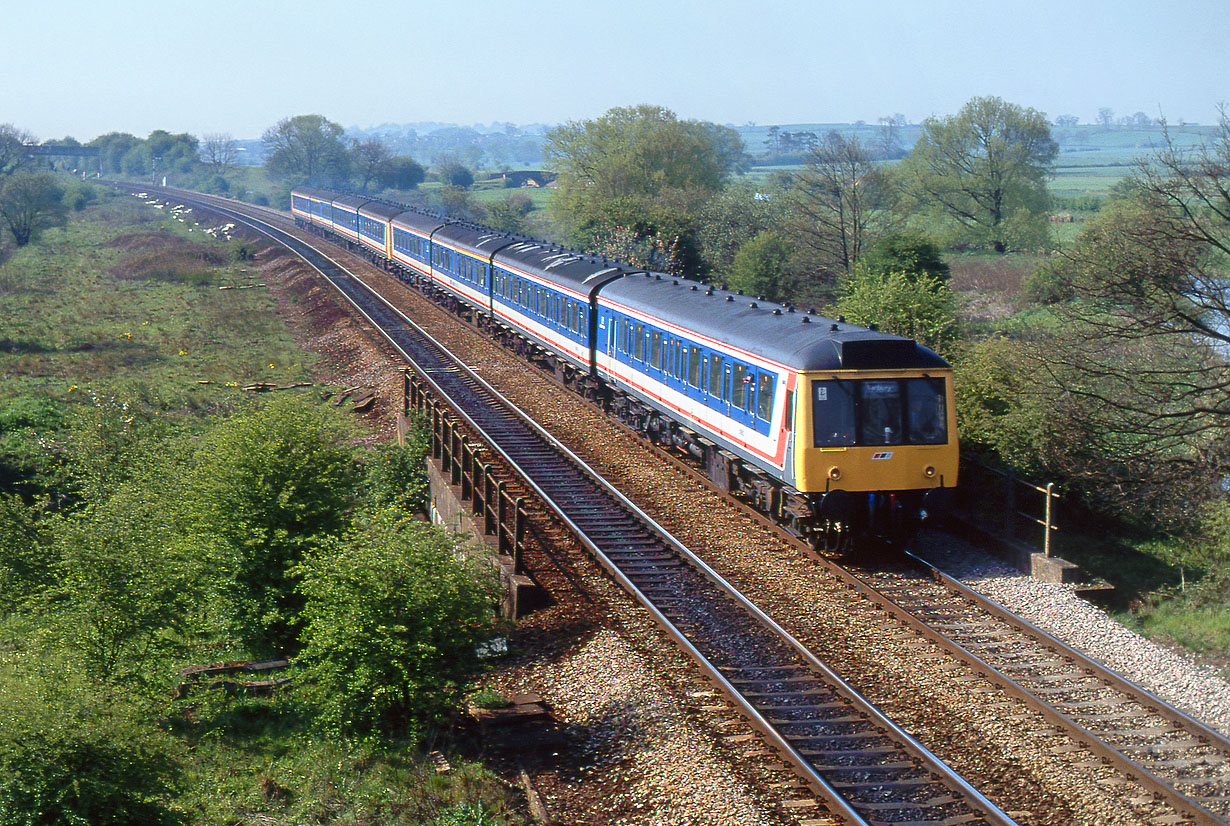 51863 Aynho Junction 28 April 1990