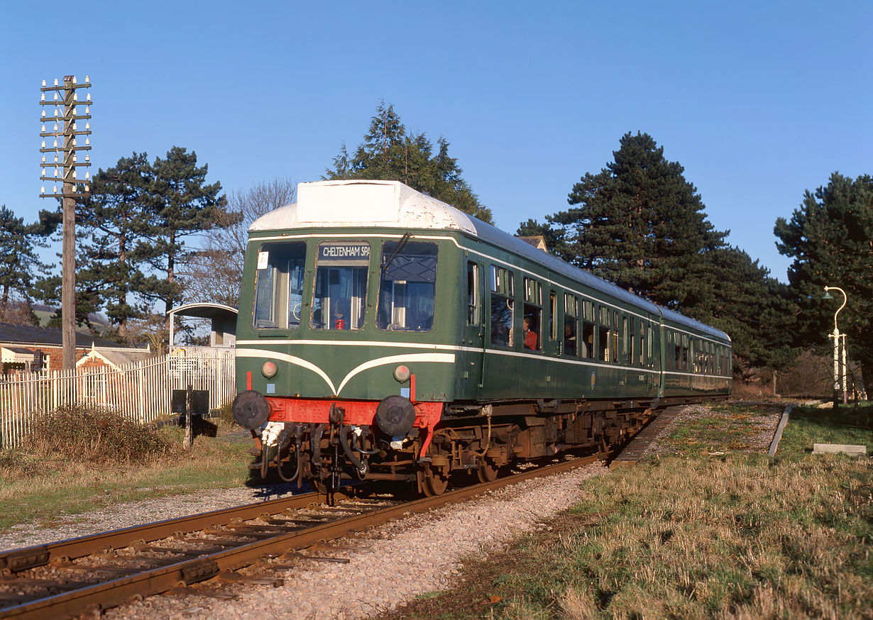 51950 & 52062 Gotherington 14 January 2001