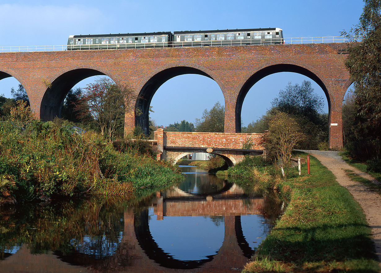 52064 & 56208 Falling Sands Viaduct 16 October 1999