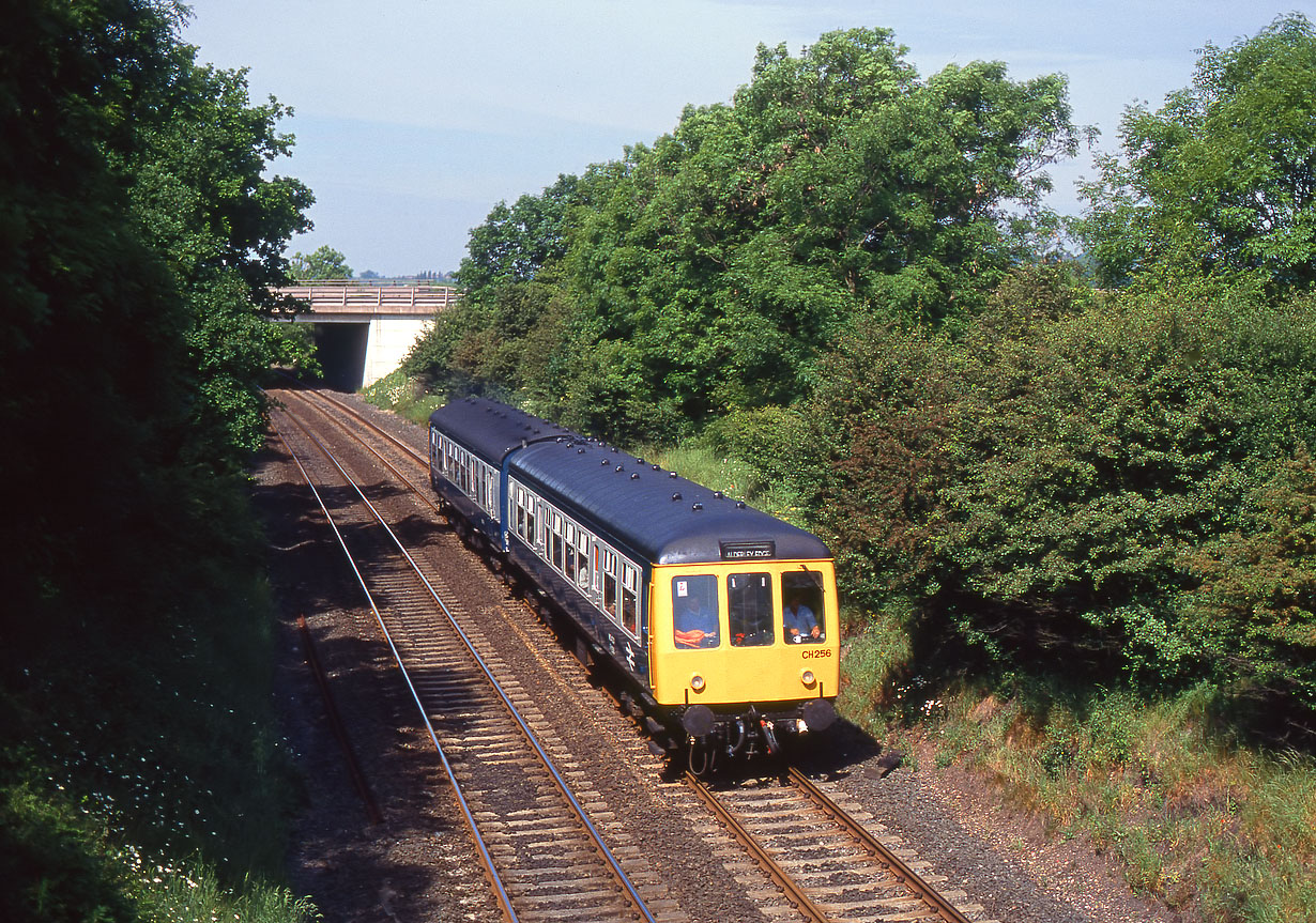 54231 & 51901 Elmesthorpe 11 June 1989