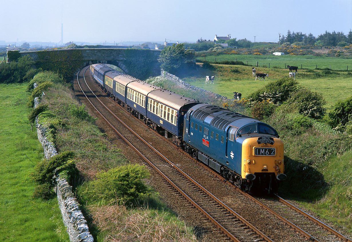 55019 Valley 13 May 2000