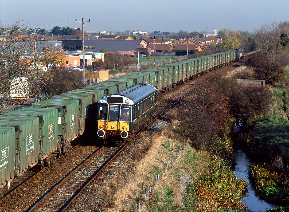 55023 Kempston 2 November 1994