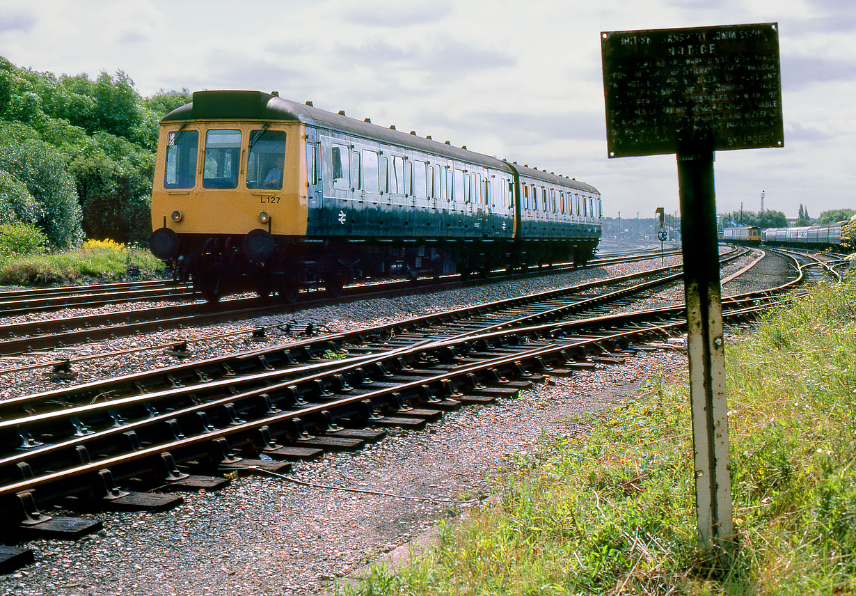 55027 & 54286 Oxford (Walton Well Road) 21 August 1982