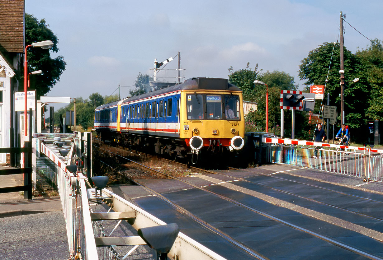 55027 & 55029 Woburn Sands 29 August 1998