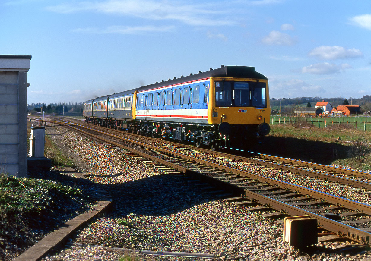 55027 & L842 Ufton Nervet 3 March 1990