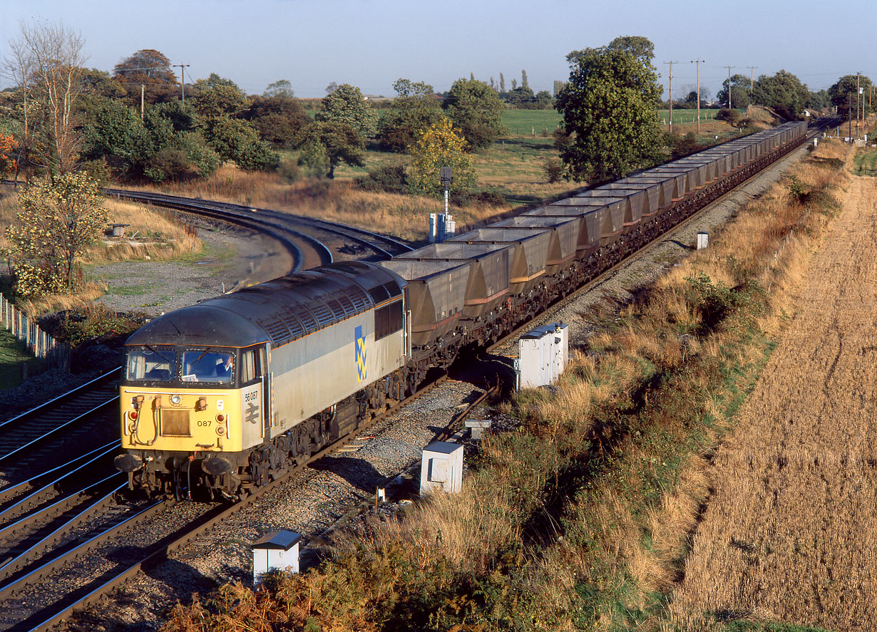 56087 Whitley Bridge Junction 25 October 1995