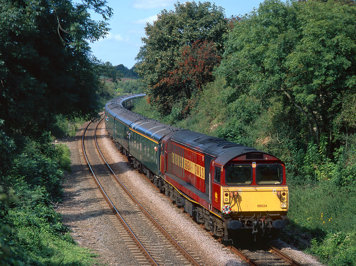 58024 Wilsford 1 September 2002