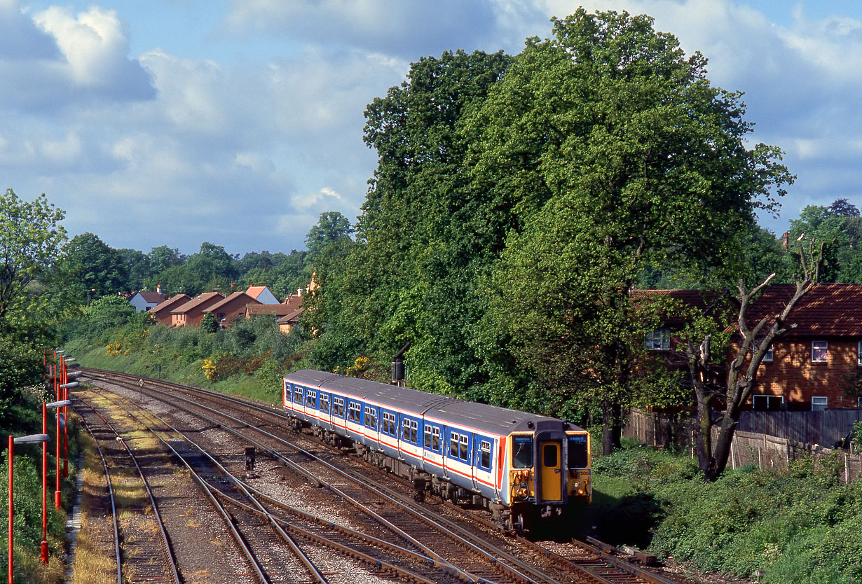 5858 Woking 15 May 1993