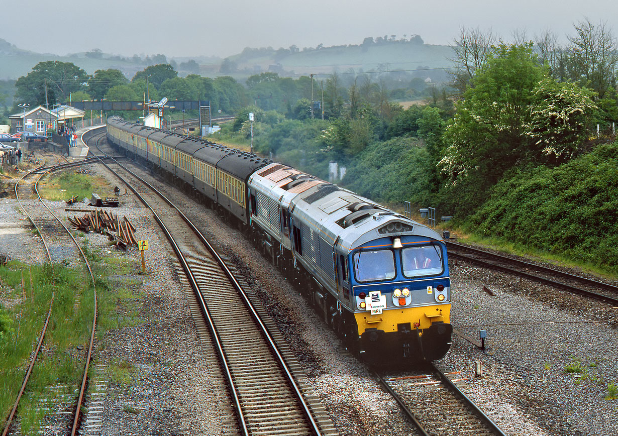 59001 & 59101 Castle Cary 28 May 2001