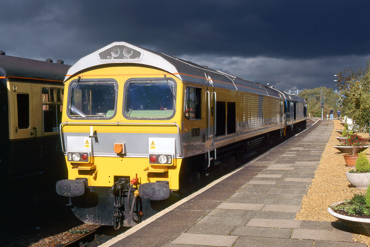 59101 & 59001 Stratford-upon-Avon 17 October 1998