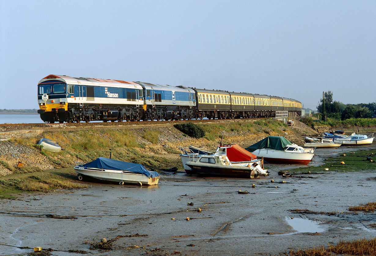 59103 & 59001 Cockwood Harbour 3 May 1999