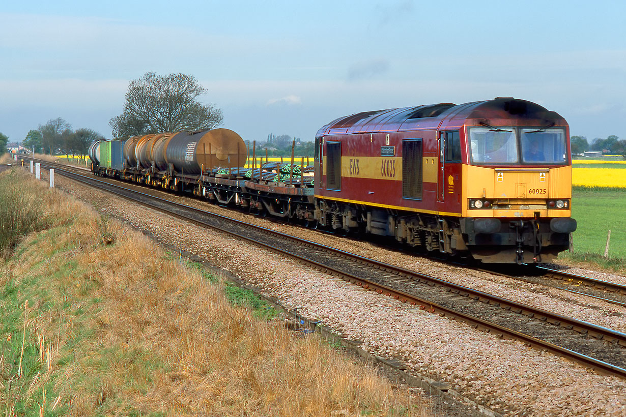 60025 Maud's Bridge 26 April 2003