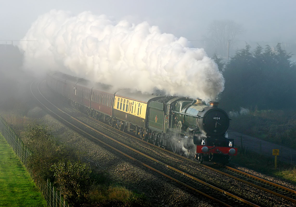 6024 Thingley Junction 11 December 2004