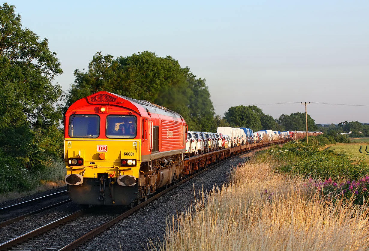 66001 Tackley 11 July 2013