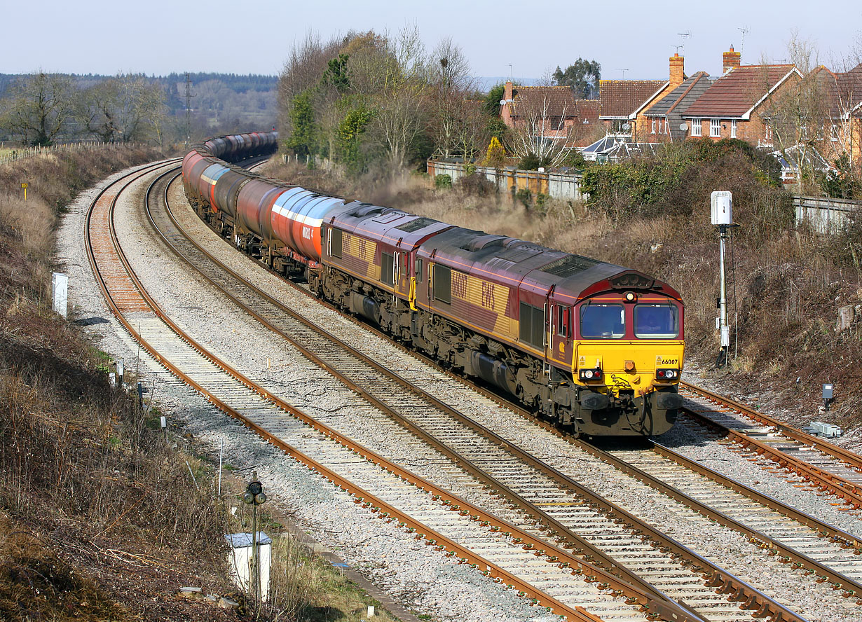 66007 & 66017 Charfield 2 March 2010