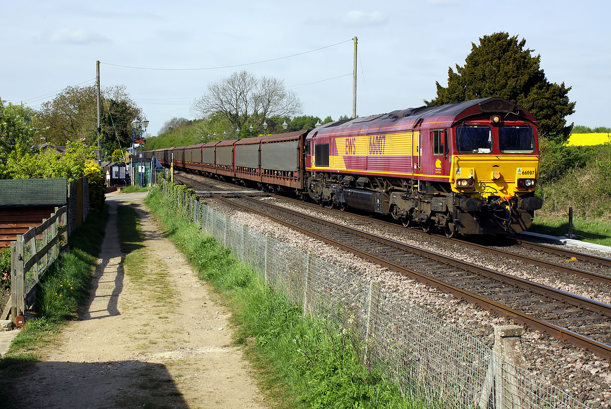 66007 Tackley 19 April 2017