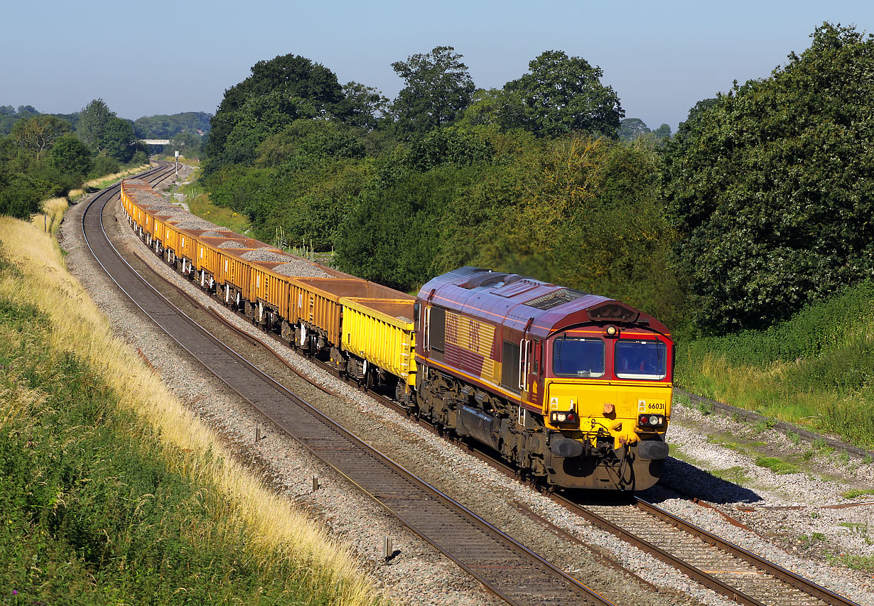 66031 Compton Beauchamp 23 July 2012