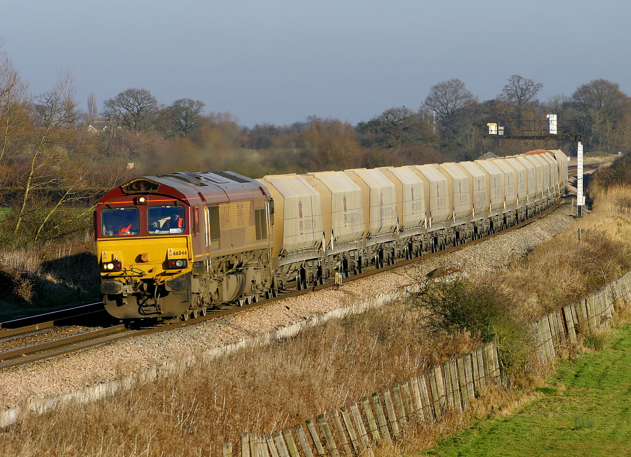 66044 Shrivenham (Ashbury Crossing) 3 December 2008