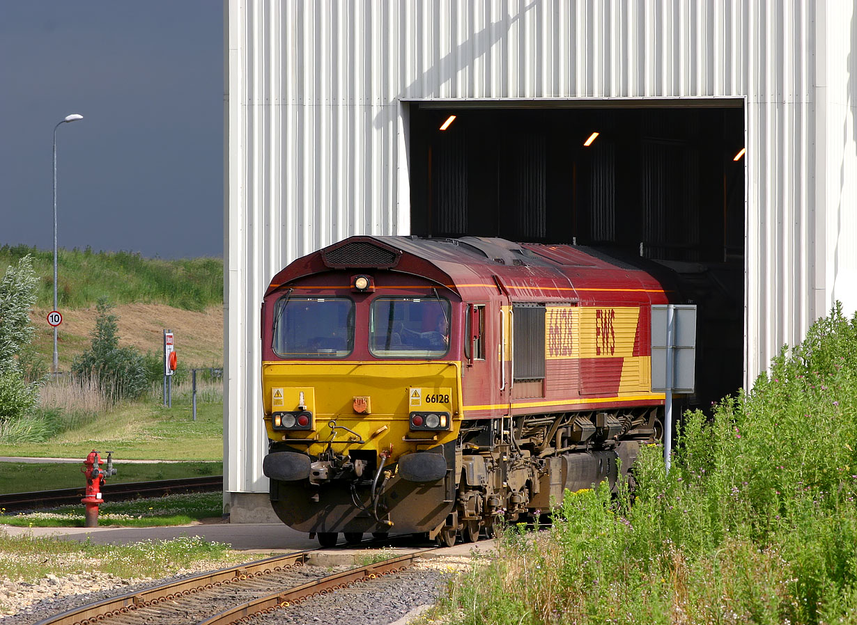 66128 Goole Glass Works 26 June 2008