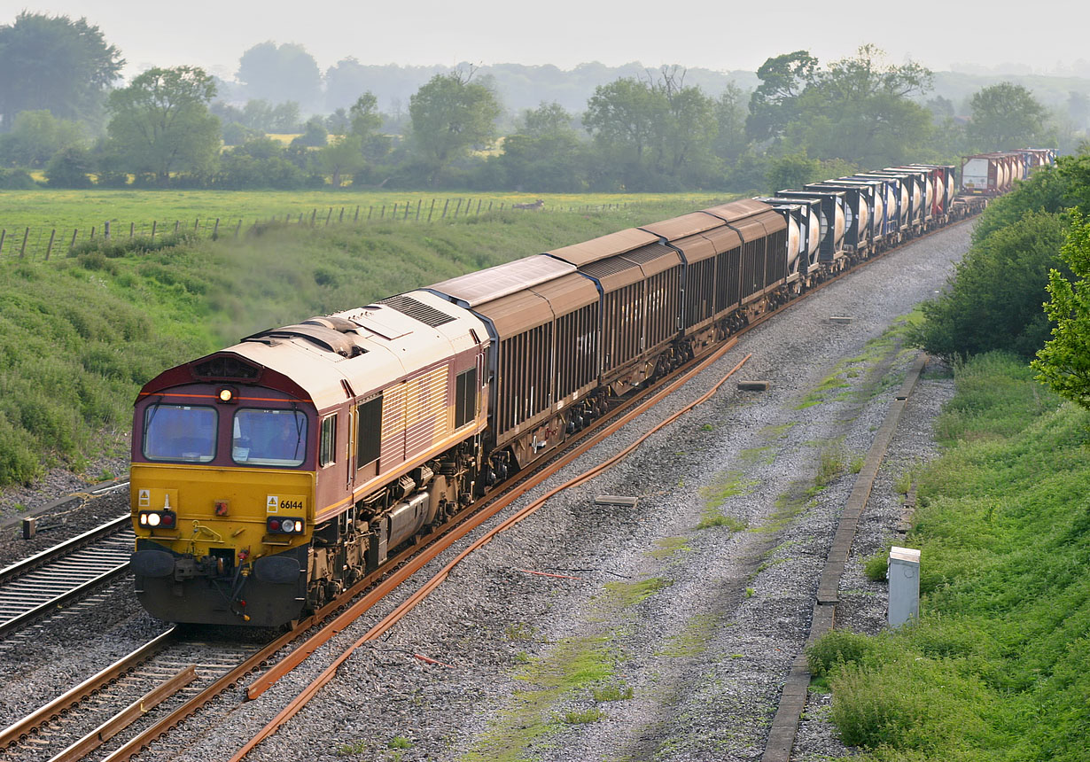 66144 Compton Beauchamp 29 May 2003