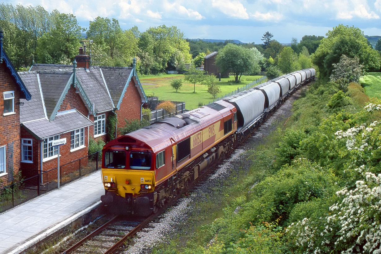 66152 Hopton Heath 28 May 2000