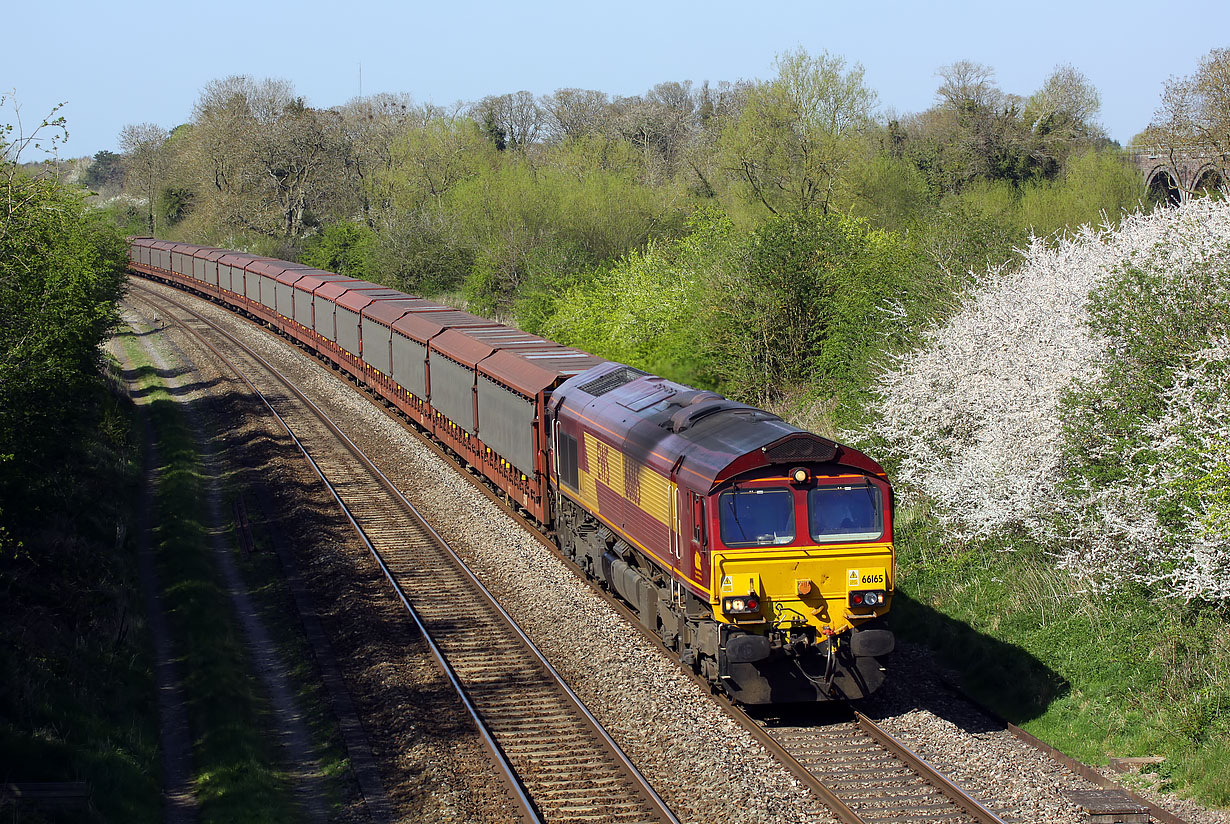 66165 Souldern Wharf 21 April 2015