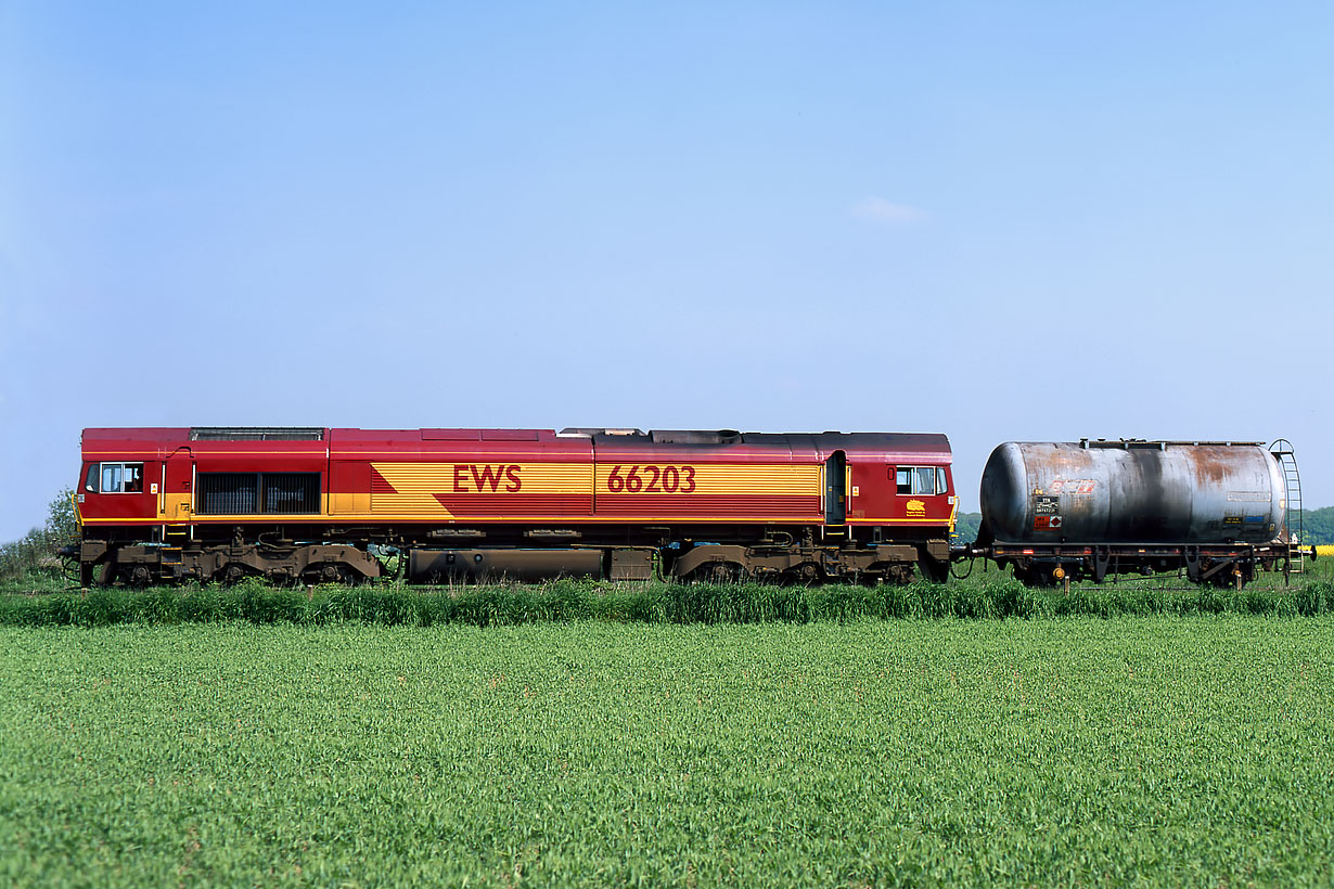 66203 Hambleton West Junction 24 May 2001