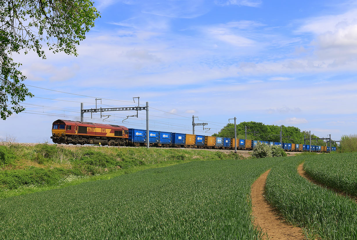 66207 Uffington 17 May 2022