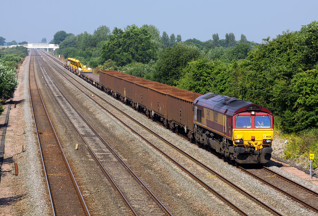 66221 Denchworth 8 July 2013