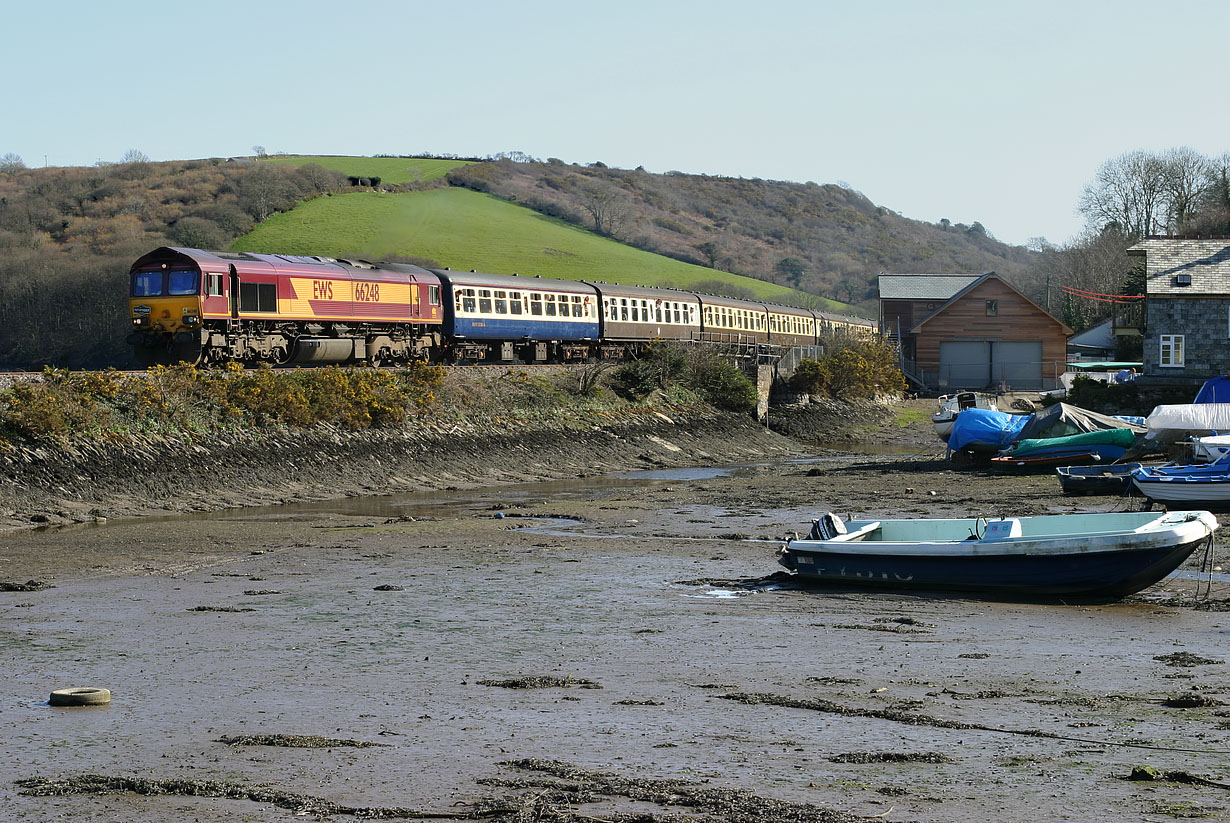 66248 Golant 19 March 2005