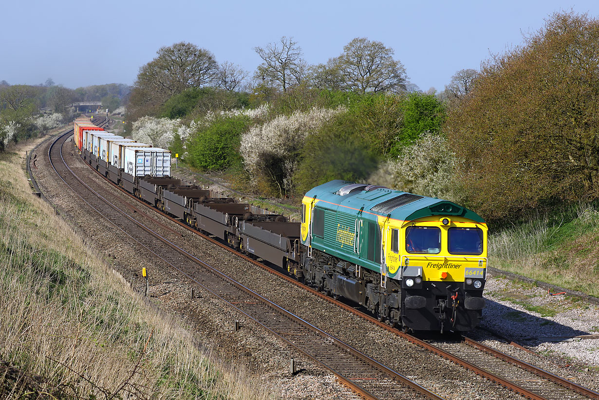 66414 Compton Beauchamp 20 April 2015