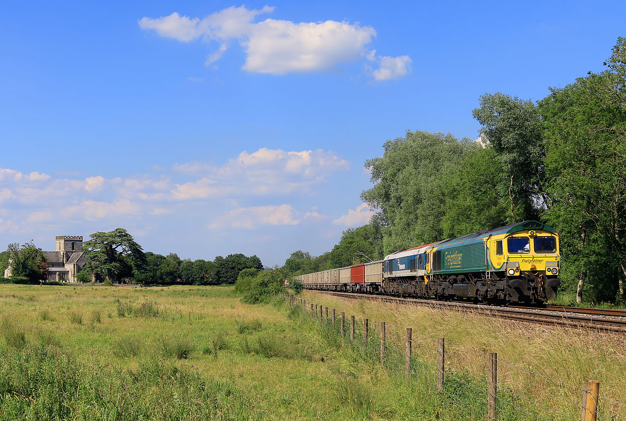 66420 & 59102 Great Bedwyn 25 June 2020