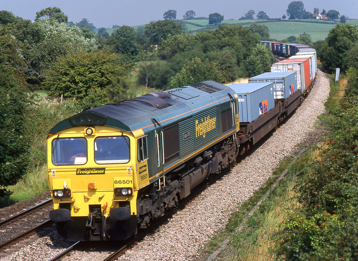 66501 Bishop's Itchington 17 August 2002