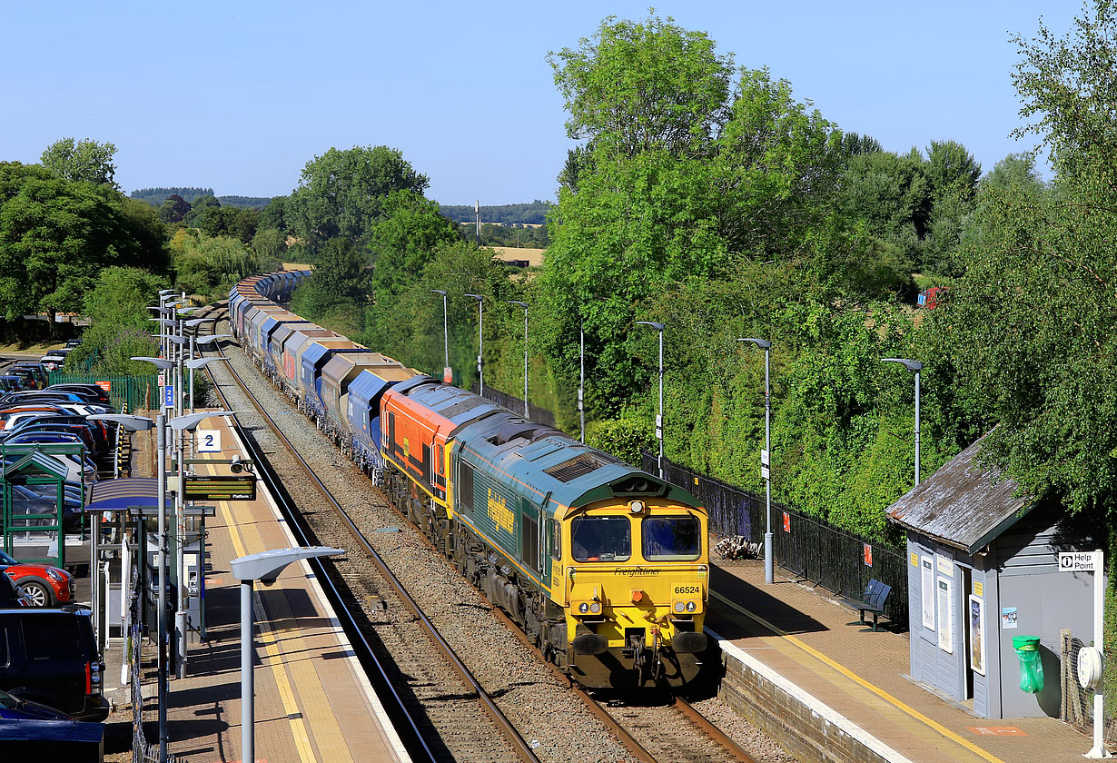 66524 & 59205 Great Bedwyn 8 July 2025