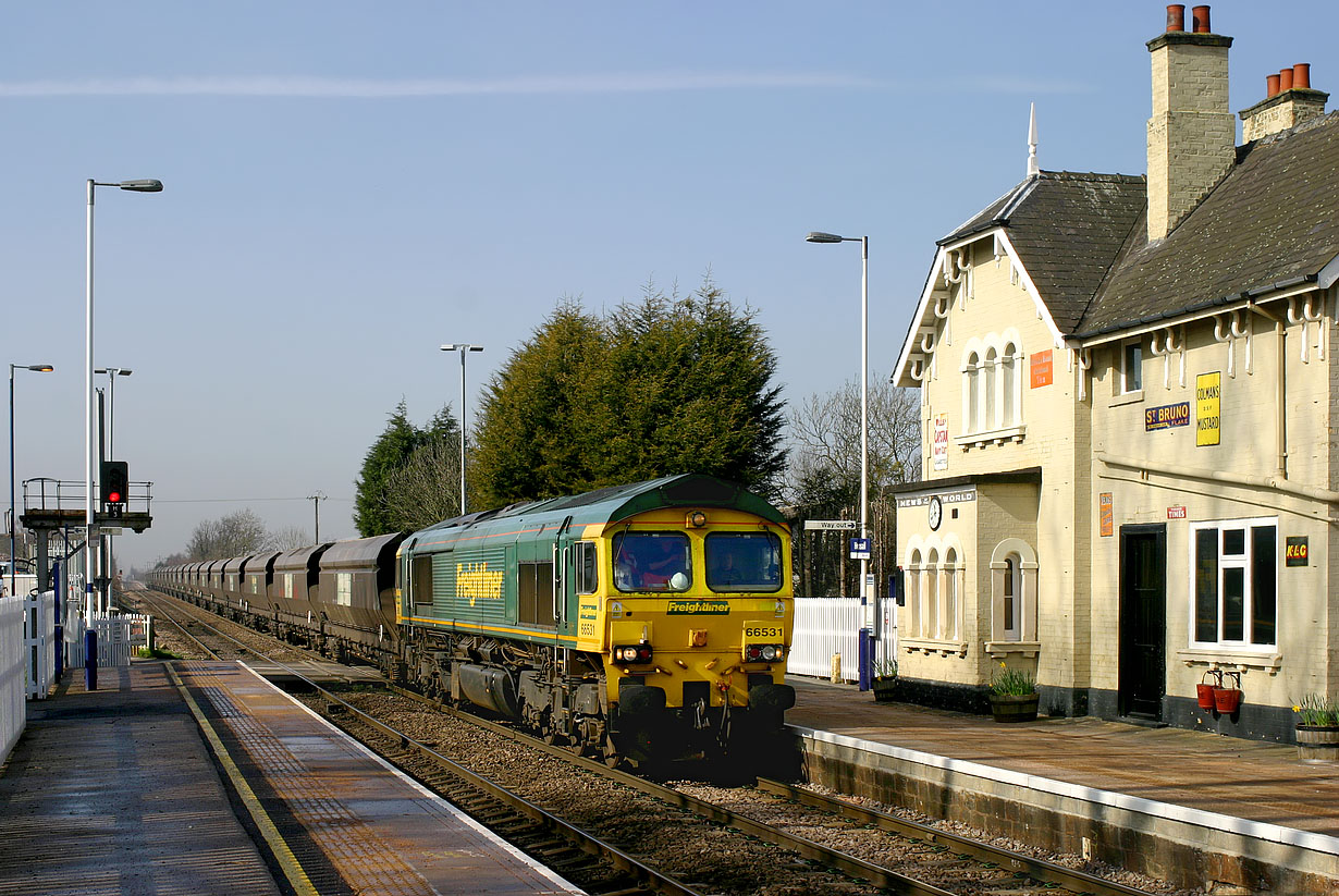 66531 Hensall 13 March 2014