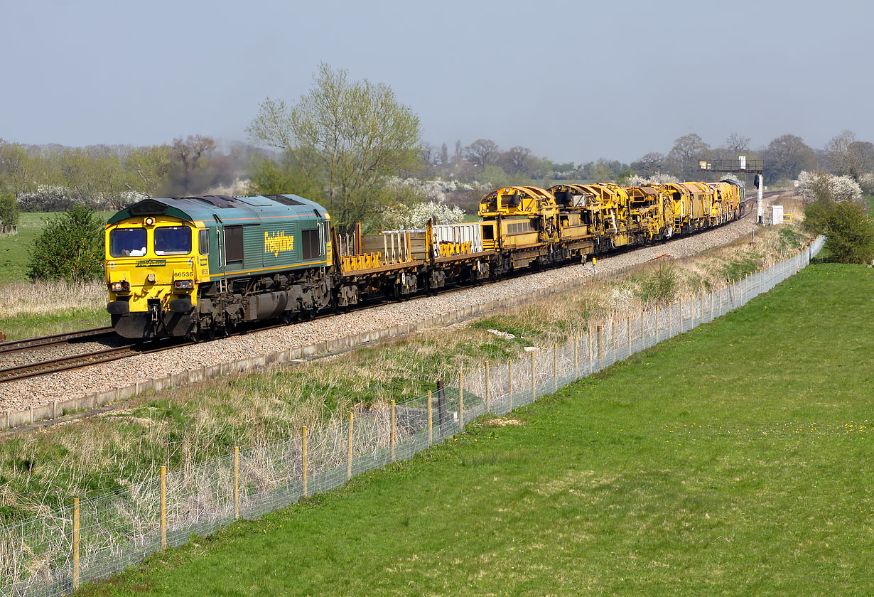 66536 Shrivenham (Ashbury Crossing) 20 April 2015